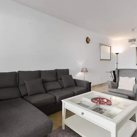 2 Bedroom Sea View Duquesa Village