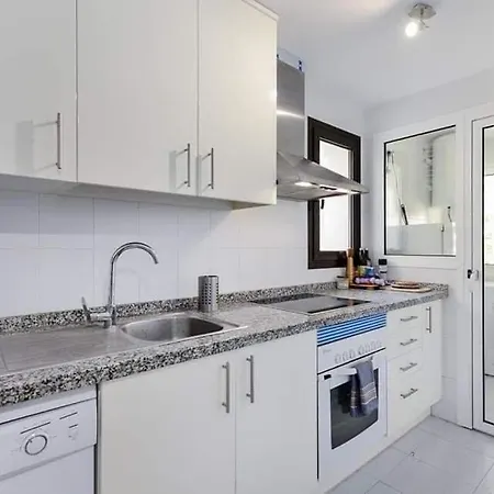 Апартаменты 2 Bedroom Sea View Duquesa Village *