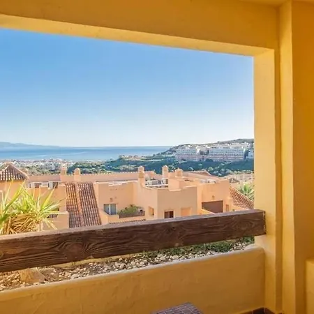 2 Bedroom Sea View Duquesa Village *